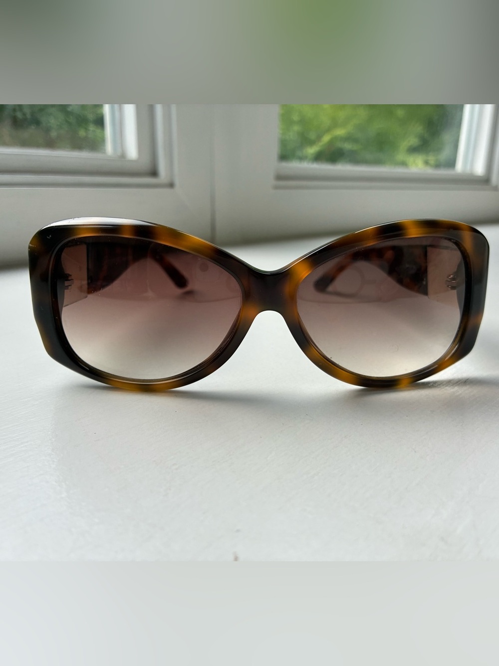 Brighton Tortoiseshell Women's Sunglasses - Brown Gradient Lenses